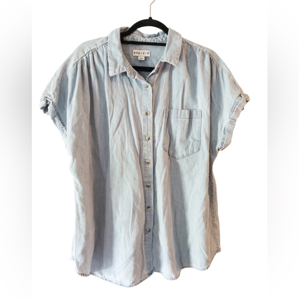 Ava & Viv Light Blue Button-Up Shirt Size 1X Western Denim